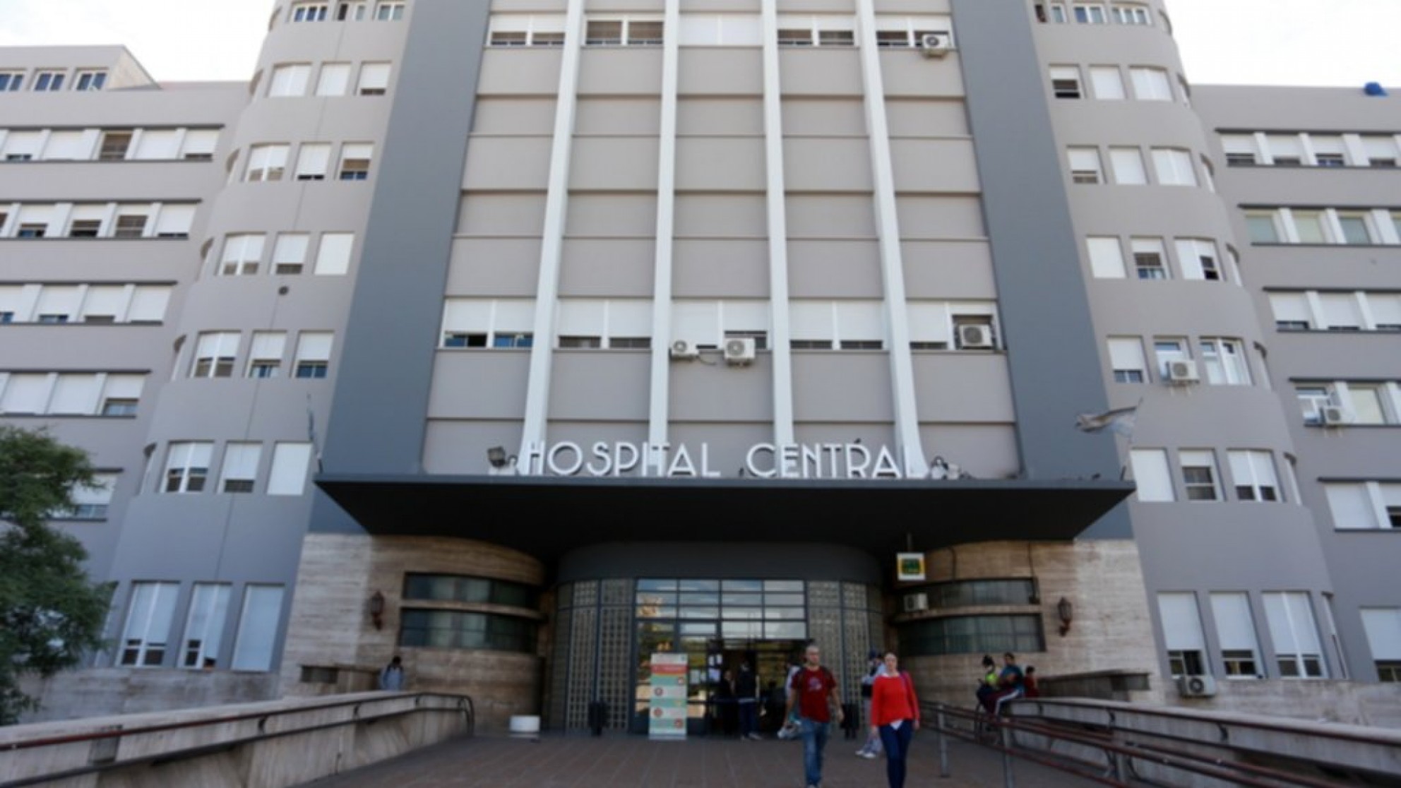 Se reavivó la polémica sobre el derecho a la salud gratuita